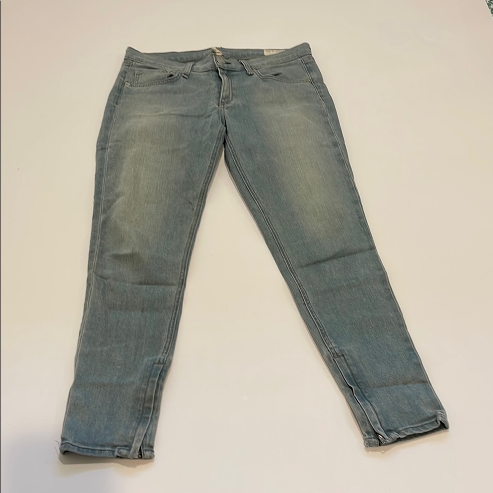 Rag & Bone Capri Zipper Jeans with Vintage Look